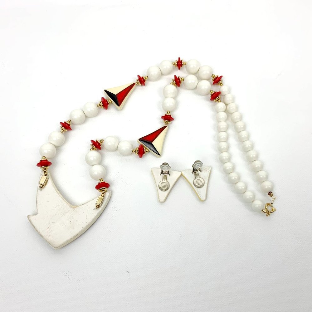 Vintage Art Deco Chunky Bead Necklace And Earrings - Picture 5 of 16